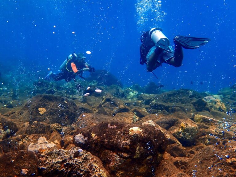 diving volcano indonesia