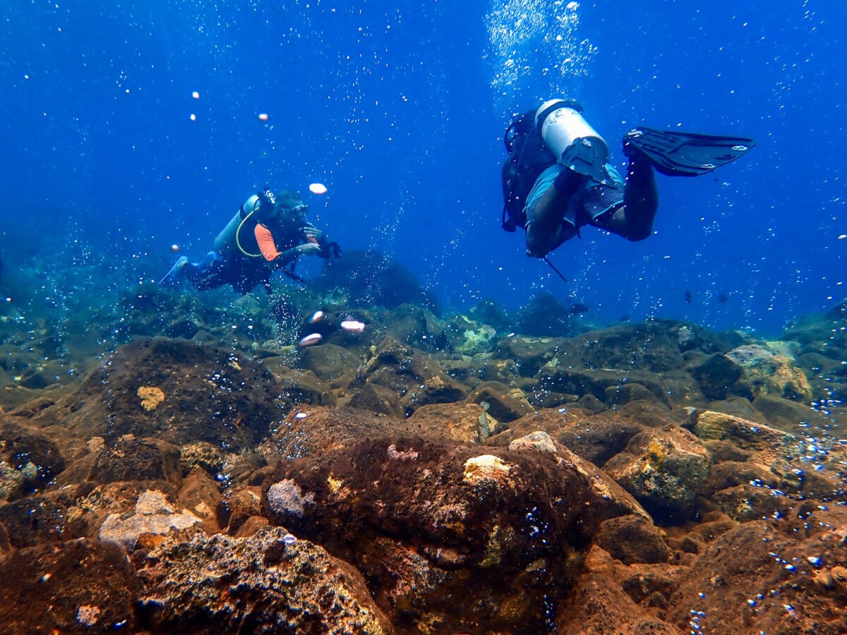 diving volcano indonesia